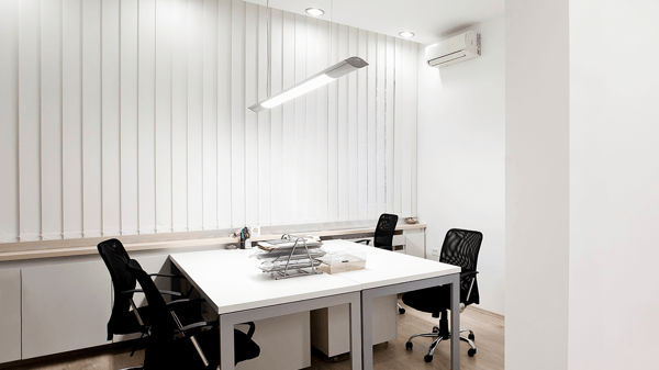 oficina-moderna- minimalista-aire-acondicionado